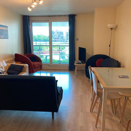 St George Wharf Apartment Londýn Exteriér fotografie